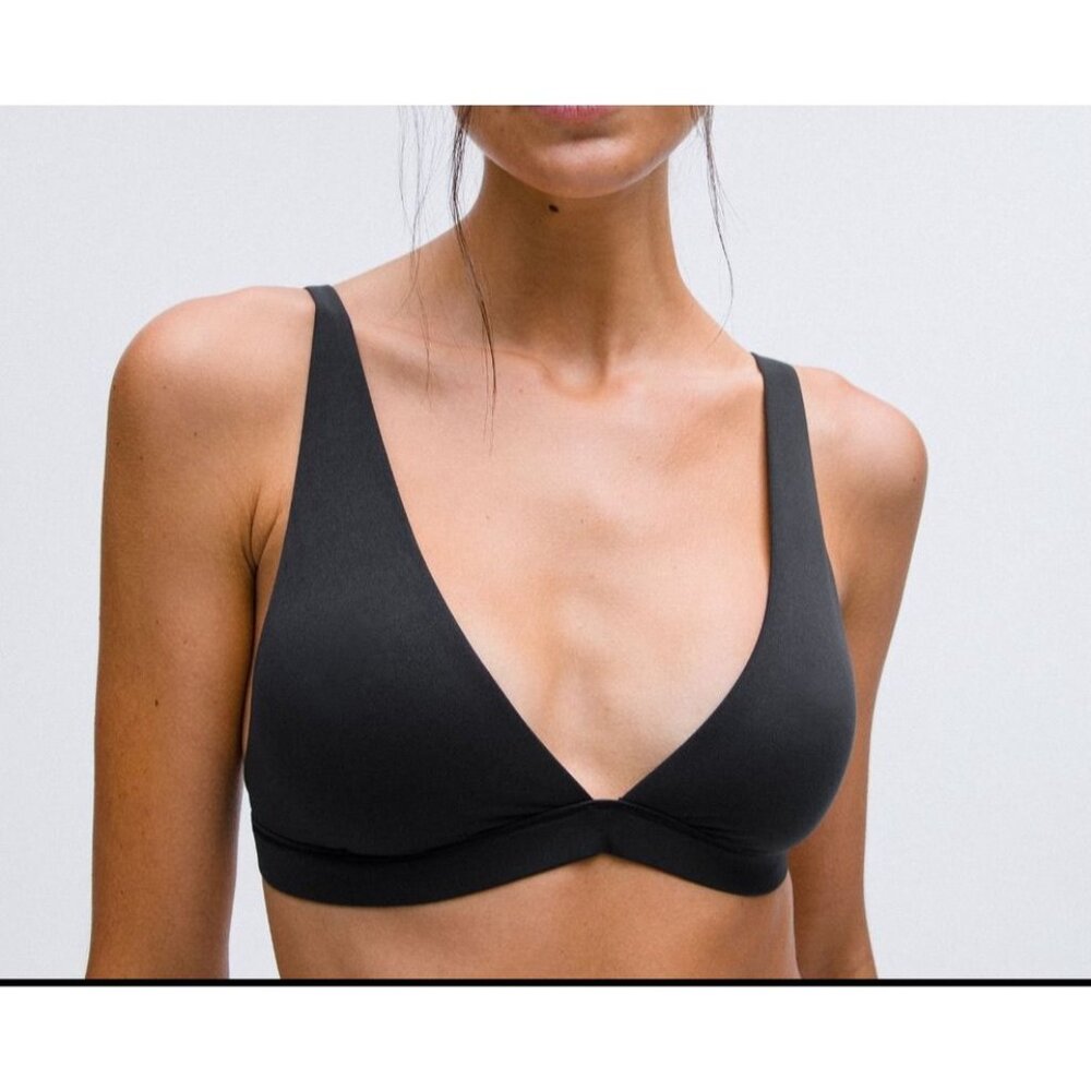 Lululemon Wundermost Nulu Triangle Bralette 2 A–D Black EUC Light Ultra-Soft